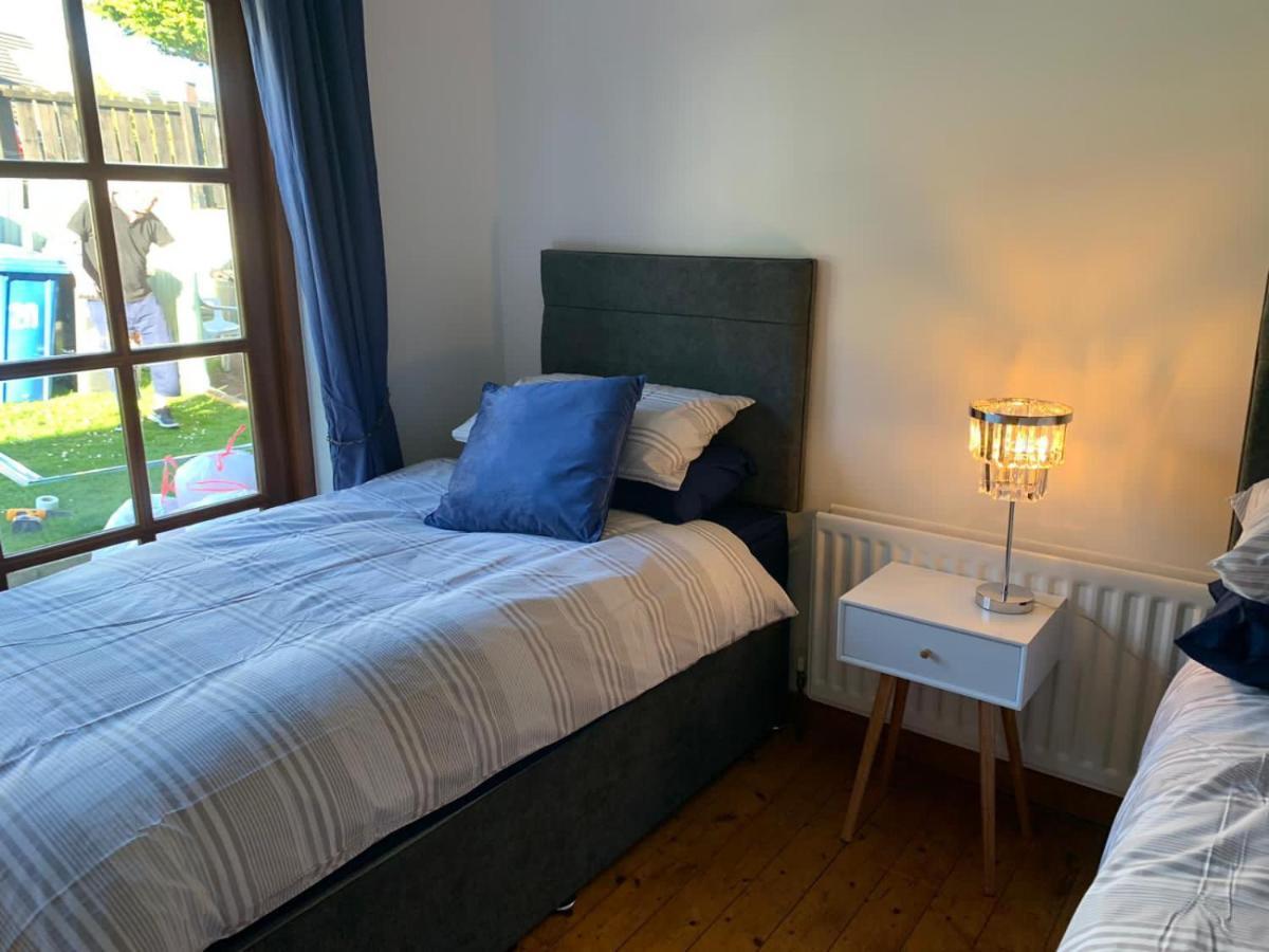 Holiday Home In Ballycastle - Fainne Na Cairde Екстер'єр фото