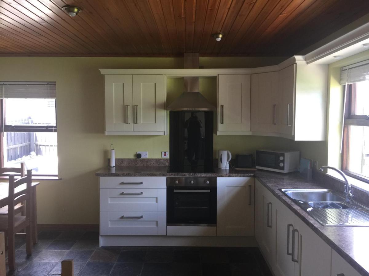 Holiday Home In Ballycastle - Fainne Na Cairde Екстер'єр фото