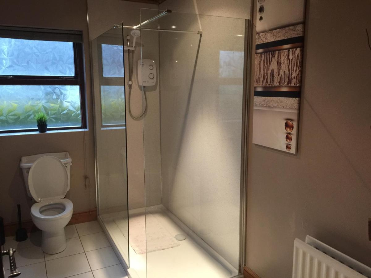 Holiday Home In Ballycastle - Fainne Na Cairde Екстер'єр фото
