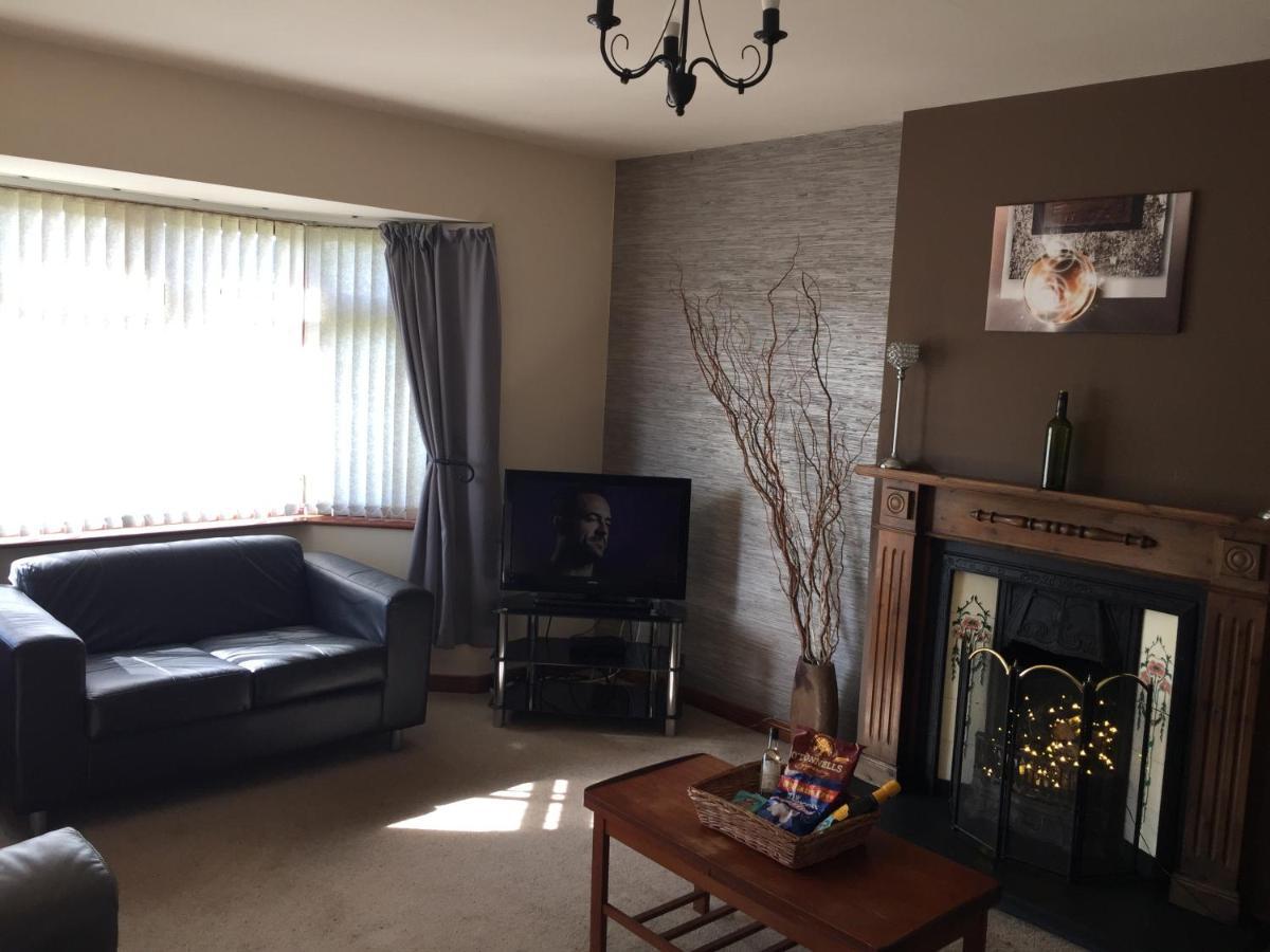 Holiday Home In Ballycastle - Fainne Na Cairde Екстер'єр фото