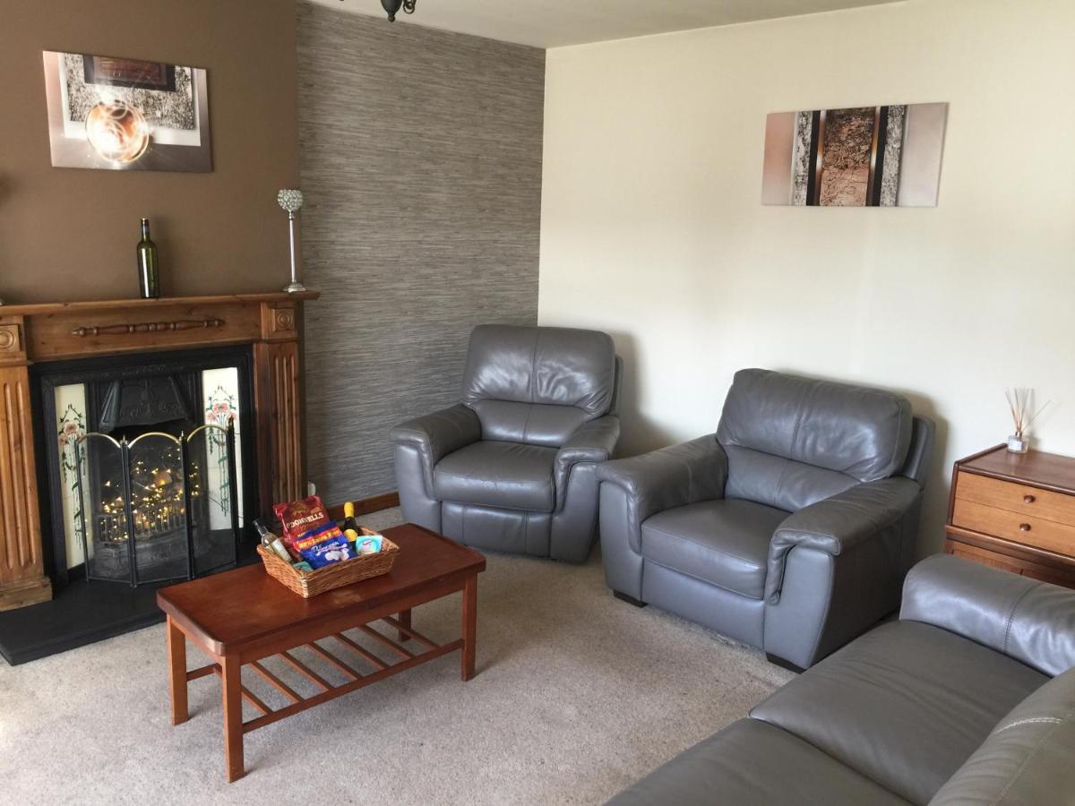 Holiday Home In Ballycastle - Fainne Na Cairde Екстер'єр фото